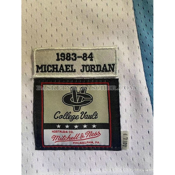 Maillot NCAA North Carolina Tar Heels Michael Jordan NO 23 Mitchell & Ness 1983-84 Blanc